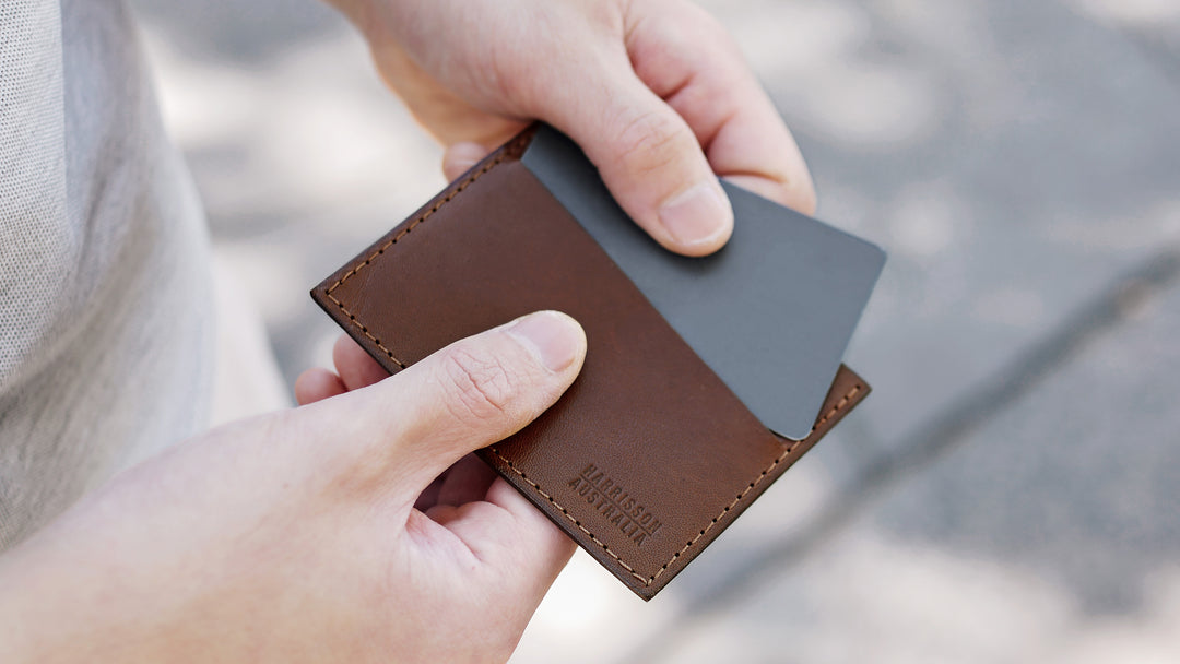 5 Ways To Use Your Slim Card Sleeve Wallet